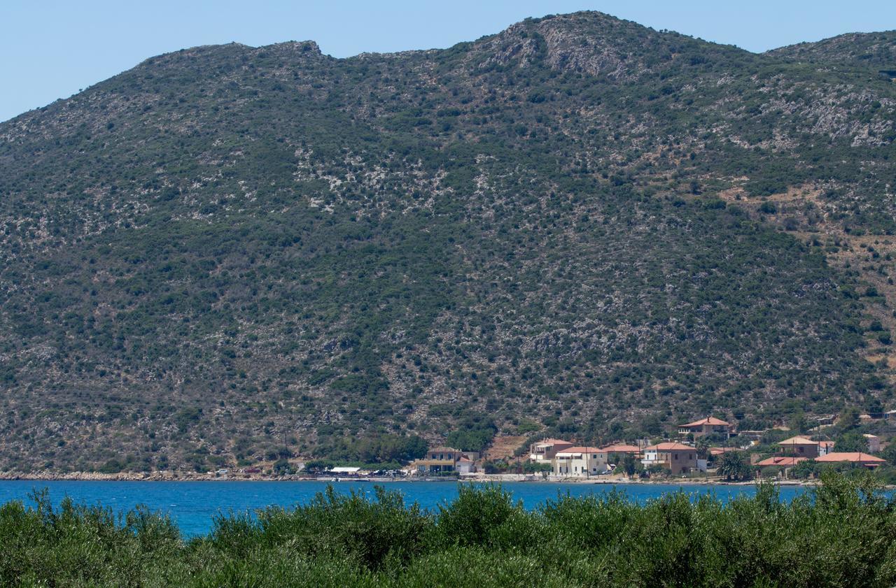 Kyniska Hotel بليترا المظهر الخارجي الصورة